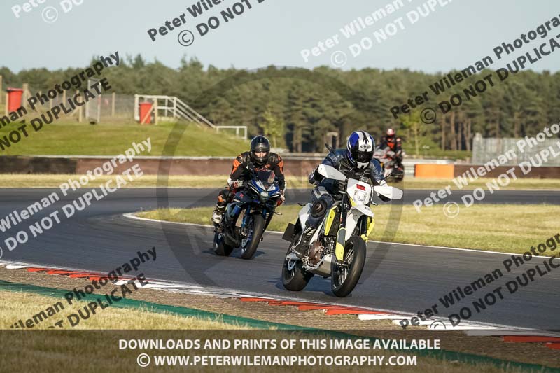 enduro digital images;event digital images;eventdigitalimages;no limits trackdays;peter wileman photography;racing digital images;snetterton;snetterton no limits trackday;snetterton photographs;snetterton trackday photographs;trackday digital images;trackday photos